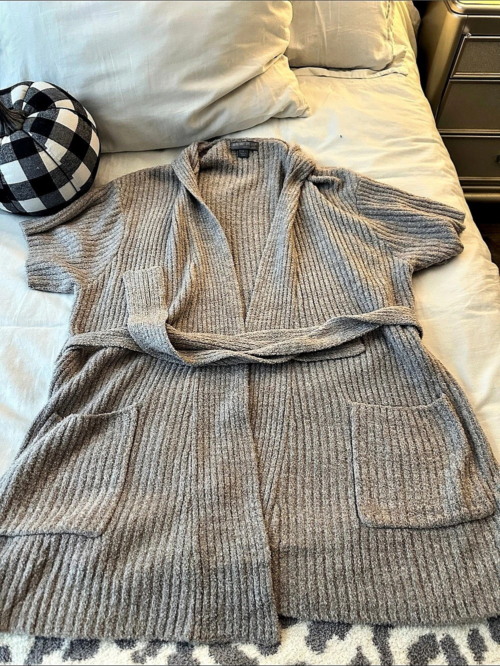 Barefoot dreams Cozy Chic Lite Ribbed Cardigan Set in Gray Size Medium Like New